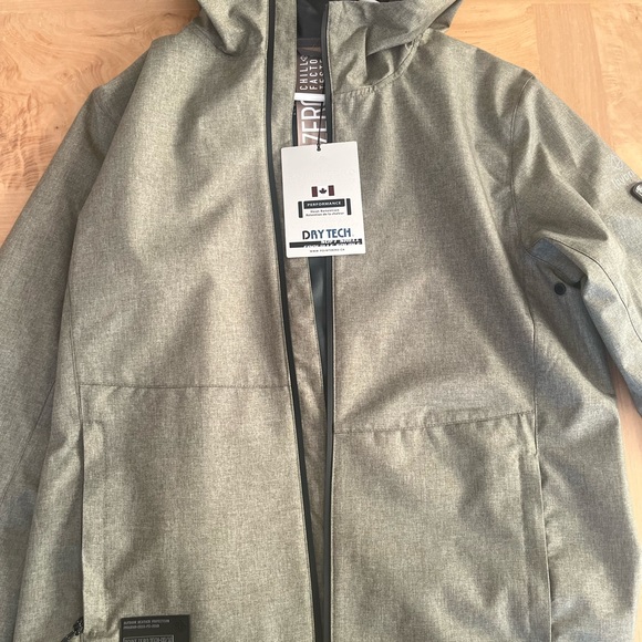 Jackets and hoodies to sale - Picture 3 of 10